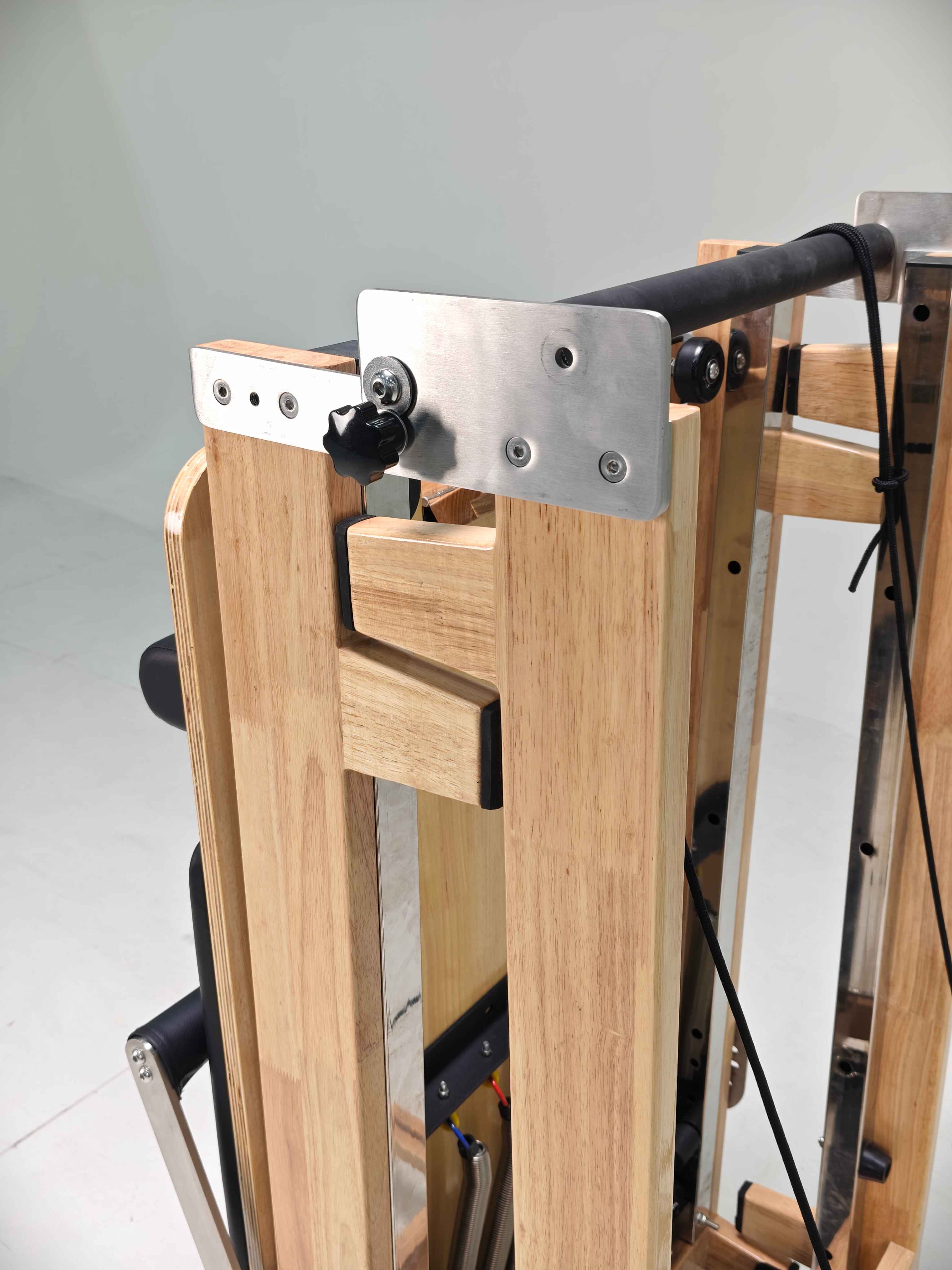 Commercial Foldable Oak & Alum - Pilates & Yoga Training Center avaliação e preço